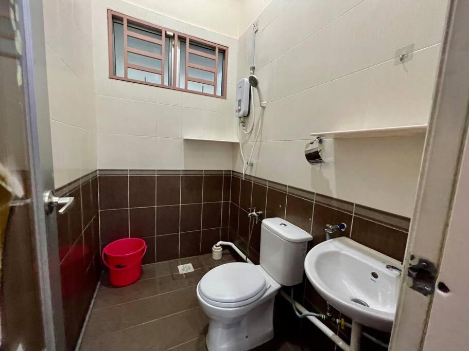 Comfort 36 Entire House At Alma Bukit Mertajam Esterno foto
