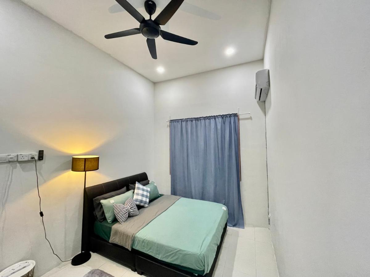 Comfort 36 Entire House At Alma Bukit Mertajam Esterno foto