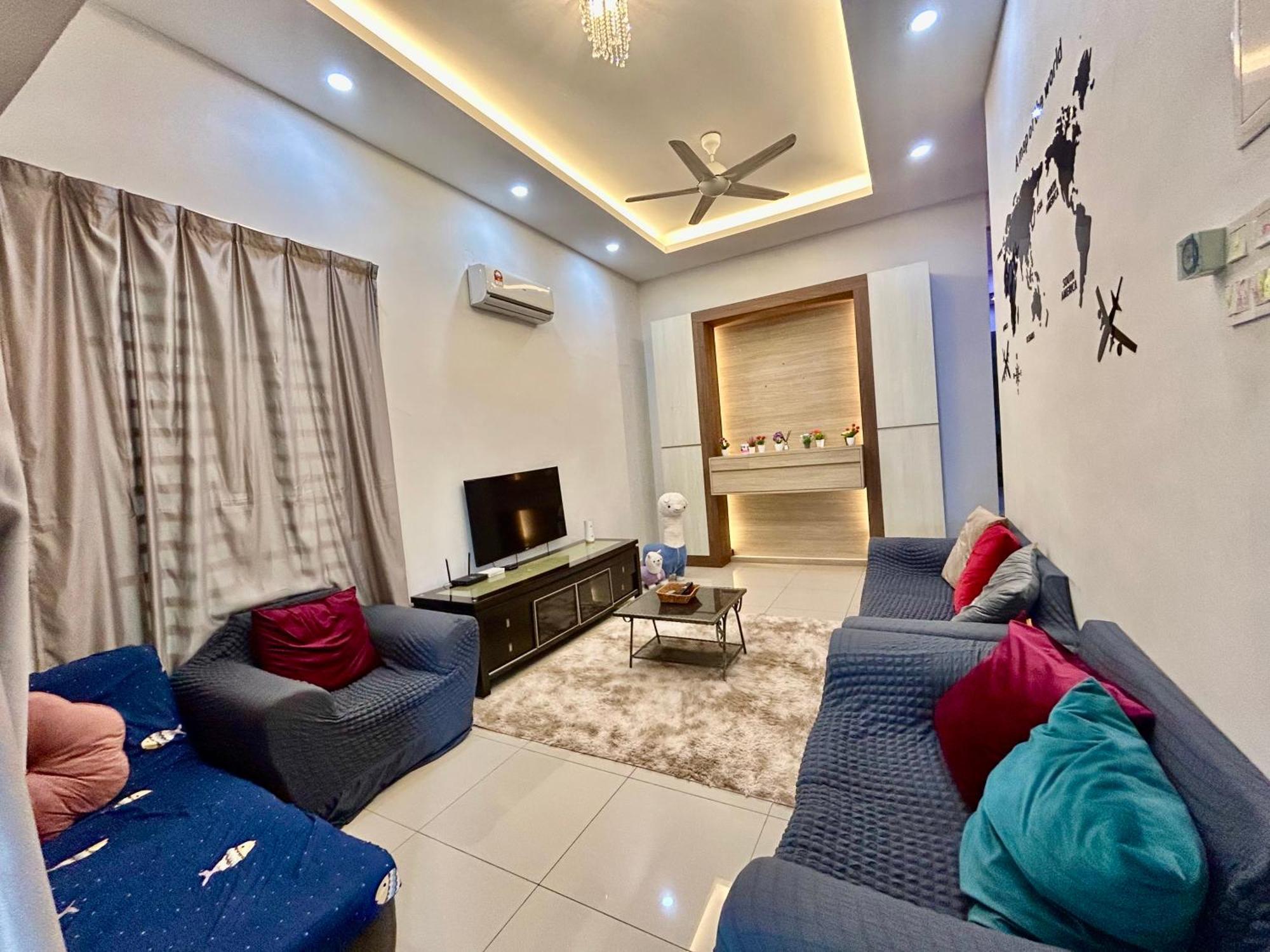 Comfort 36 Entire House At Alma Bukit Mertajam Esterno foto